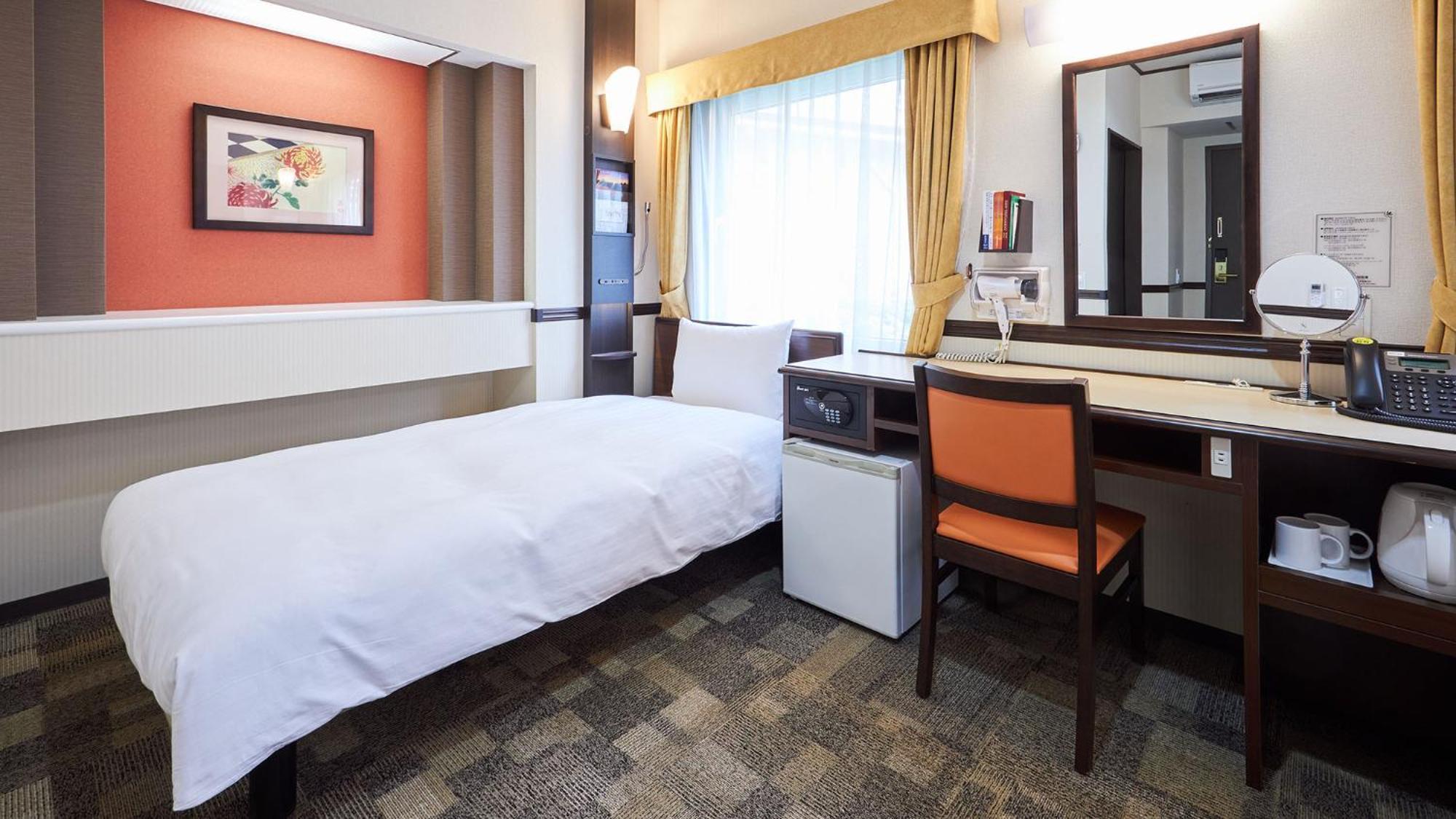 Toyoko Inn Tokyo Akigawa-Eki Kita-Guchi Akiruno Room photo